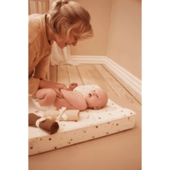 FILIBABBA Cambiador Cuña Castañas 5 FILIBABBA Cambiador Cuña Castañas -Tienda De Mesa De Pañales filibabba cambiador cuna castanas a410898 3